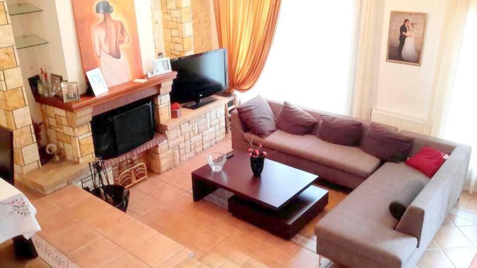 Dorothea'S Villa Platanos  Eksteriør bilde